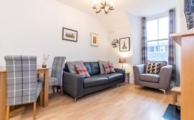 Bright And Cosy Flat At The Heart Of The Old Town